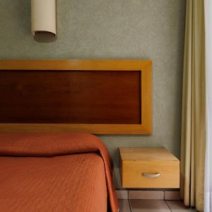 Habitación Estándar con Cama Queen
